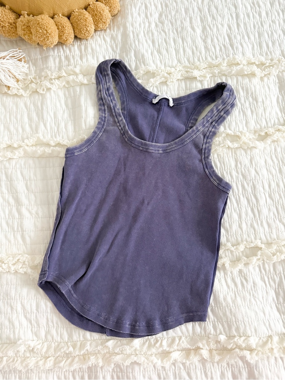 Ribbed tank